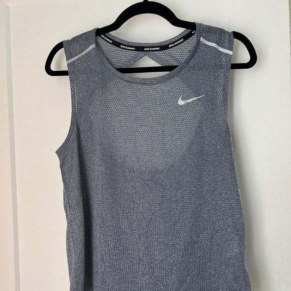Open back Nike Dri-Fit Running Tank - Picture 1 of 2